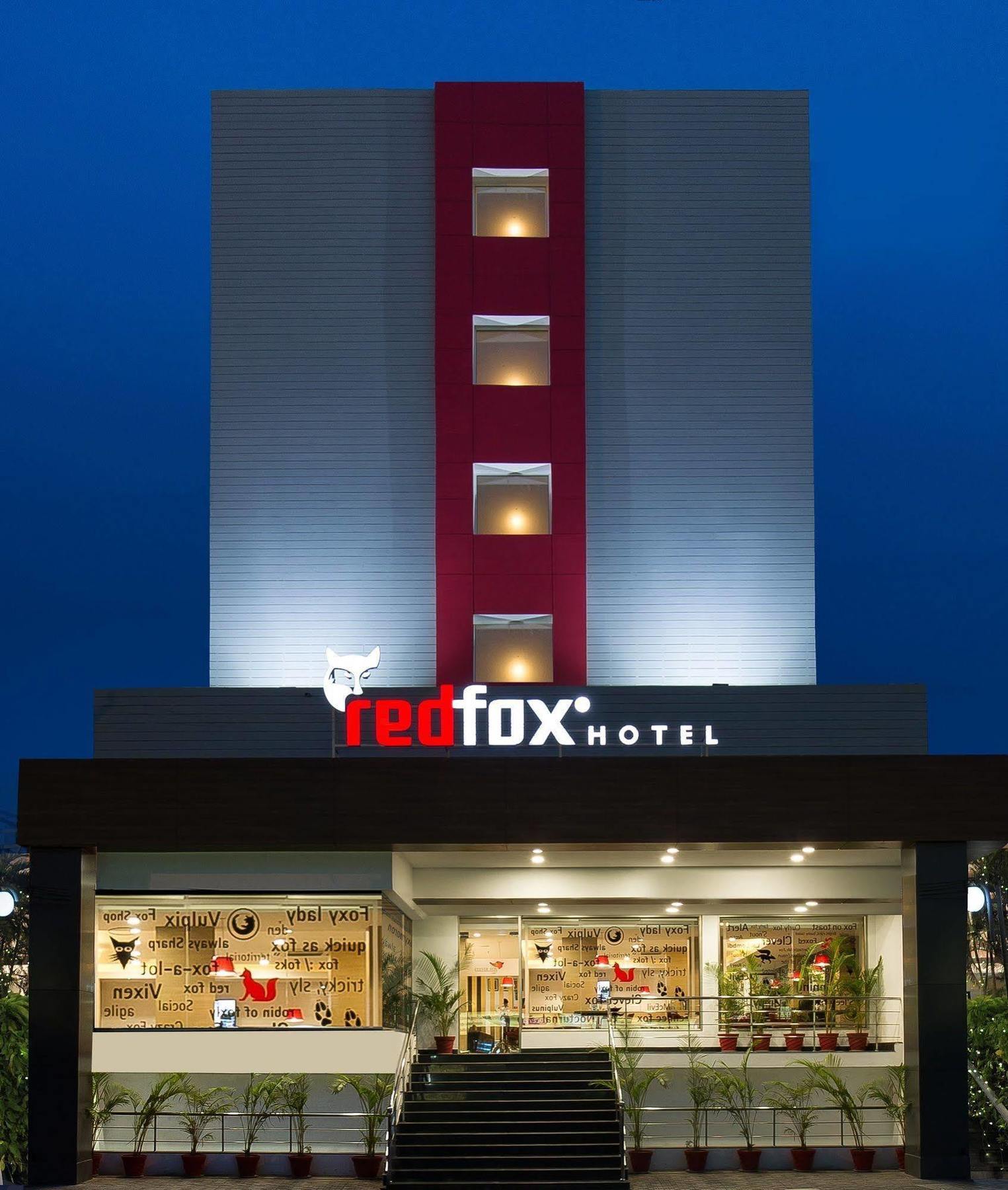 Red Fox Hotel, Trichy Tiruchirappalli Exterior photo